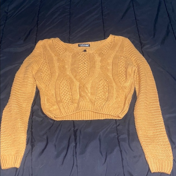 Trendy Mustard Yellow Sweater - Picture 1 of 3